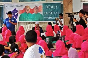 Ridho Ficardo Sosialisasikan Ekonomi Kerakyatan