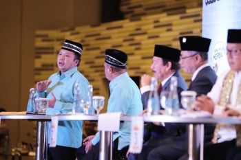 Ridho-Bachtiar Perluas Layanan Pendidikan Gratis