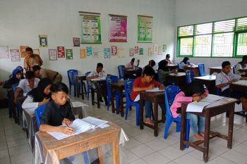 16 siswa SMP Terbuka ikuti ujian nasional