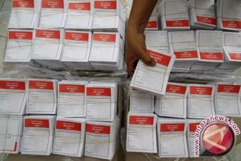 KPU: Surat suara Pilkada Sumsel selesai dilipat