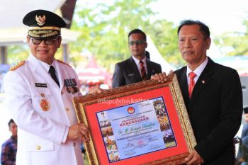 Gubernur Raih Penghargaan Kebudayaan