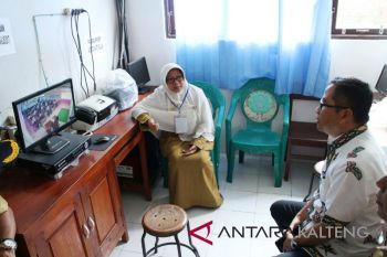 Pj Bupati Seruyan tinjau pelaksanaan UNBK