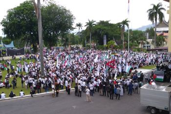 Ribuan warga Sumbar ikuti aksi peduli Palestina (Video)