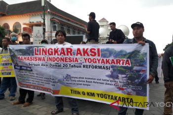 Mahasiswa Yogyakarta minta julukan "bapak reformasi" untuk Amien Rais dikaji ulang