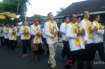 Umat Buddha ikuti pawai Waisak di Klaten