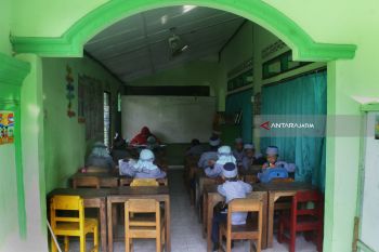Belajar di Masjid Tertua Ngawi