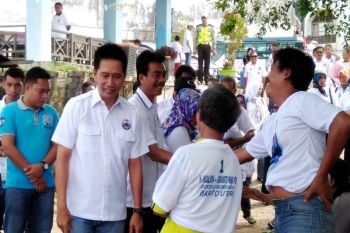 Nadalsyah janji lanjutkan renovasi pasar tradisional