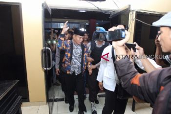 KPK bawa empat orang OTT Bengkulu Selatan