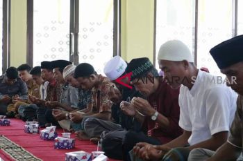 Puluhan mualaf di Dharmasraya ikuti pembinaan Baznas