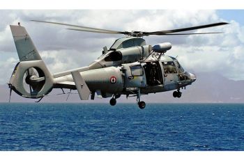 Helikopter antikapal selam Puspenerbal mengevakuasi korban bencana
