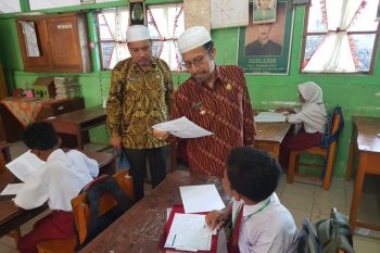 Persiapan UN SMP Di Pasaman Barat 90 Persen