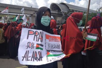 Aksi Dukung Palestina, tolak kebijakan Donald Trump