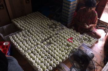Produsen kue mulai banjir pesanan untuk buka puasa dan lebaran