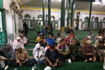 Masjid Agung pilihan dihari pertama berbuka puasa