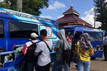 Penukaran uang cegah peredaran uang palsu jelang lebaran