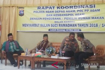Pengusaha rumah makan di Agam sepakat tak jualan pada siang hari