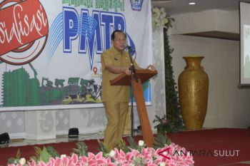 Lomban buka sosialisasi penyusunan disagregasi matriks PMTB tahun 2018