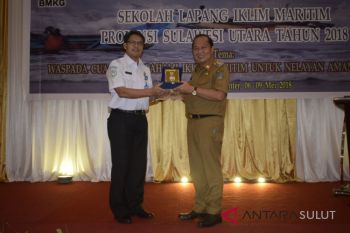 Lomban buka kegiatan Sekolah Lapang Iklim Maritime tahun 2018