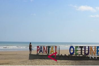 Pantai Oetune jadi obyek wisata unggulan