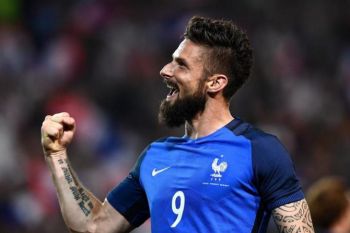 Olivier Giroud akhiri puasa gol dengan kemenangan atas Belanda