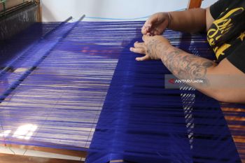 Sarung Tenun Warga Binaan