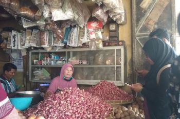 Harga sejumlah komoditas pokok naik  jelang Ramadhan