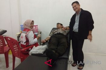 PMI Tubaba gelar donor darah sambil nonton bareng