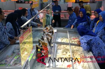Tim terpadu Makassar `gerilya` jajanan berbuka puasa