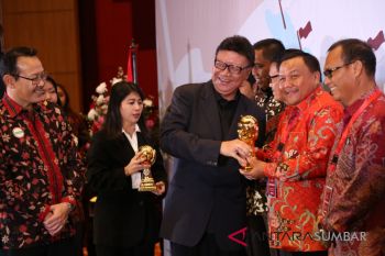 Mendagri Apresiasi daerah yang dukung cakupan JKN-KIS