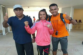 Sultra proyeksi tolak peluru putri lolos PON