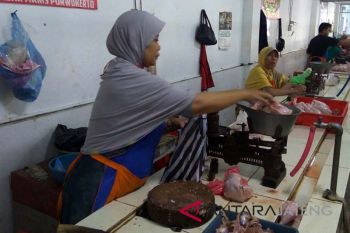 Harga daging ayam capai Rp38.000/kg di Purwokerto