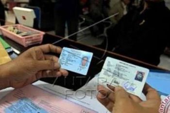 Disdukcapil Riau Tunda Pembagian KTP-e Program GISA 