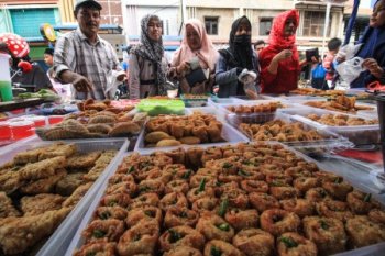 Pasar takjil di Aceh
