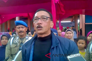 Hendrajoni ajak masyarakat bersihkan gorong-gorong minimalkan banjir