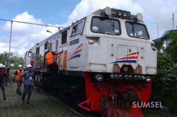 Kereta api jurusan Palembang-Lampung uji coba gunakan biodiesel
