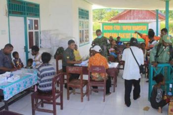 Kodim Yawa gelar pengobatan massal di Kampung Sasawa