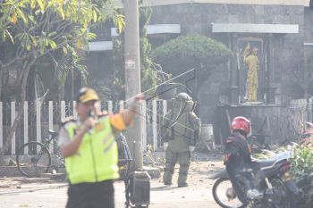 Korban meninggal dunia akibat bom di tiga gereja bertambah lagi