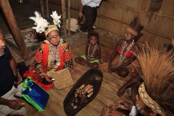 Menteri PPPA ajak tokoh Asmat lindungi perempuan dan anak