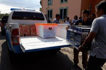 Polisi selidiki tersangka korupsi DPRD Karimun