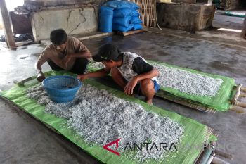 Sebagian nelayan memilih tak melaut jelang ramadhan
