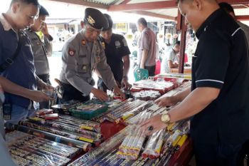 Polres Solok razia penjual Petasan ciptakan rasa aman