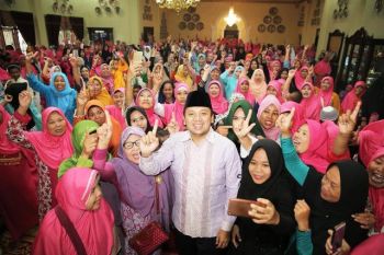 Ridho Ficardo Silaturahmi dengan Warga Gedung Pakuon Bandarlampung