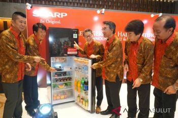 SHARP Jamin Kualitas Produk Lemari Es Bersertifikat Halal Sambut Ramadhan