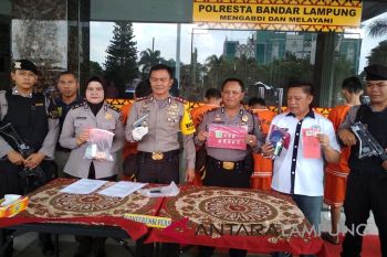 Lima anggota sindikat pengedar narkoba ditangkap