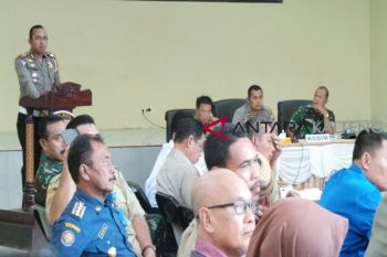 Polres Kotim larang penggunaan mobil bak terbuka angkut manusia
