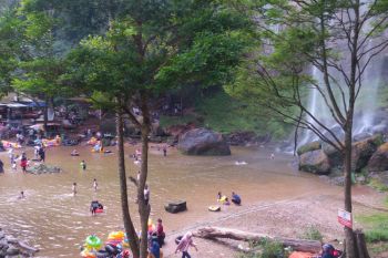 Ribuan Wisatawan Kunjungi Lembah Harau