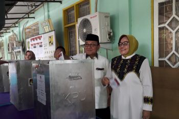 Tim paslon Anwar klaim menang pilkada 2018
