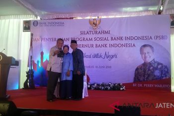 Gubernur BI nostalgia di SMP Negeri 1 Gatak