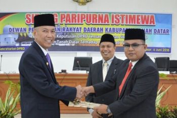 DPRD dorong Pemkab Tanah Datar terbitkan perbup aturan berpakaian