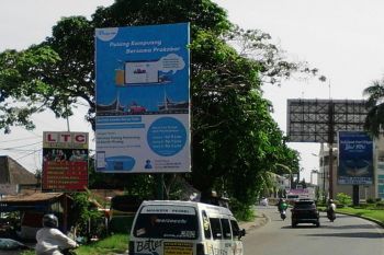 Prokabar sapa perantau dan masyarakat di Baliho